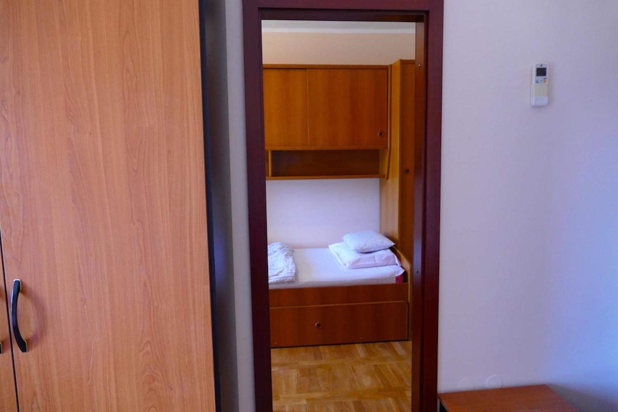 B&B Garni Toni Supetarska Draga Ruang foto