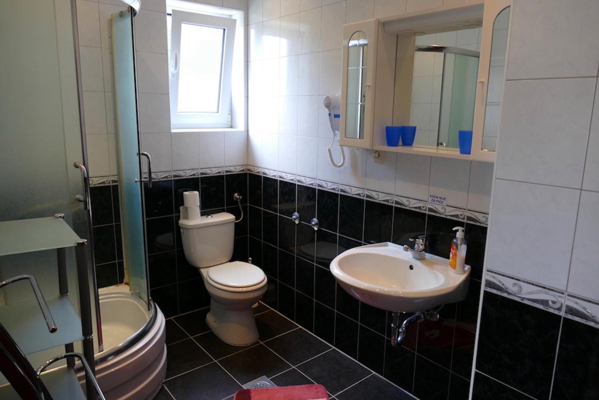 B&B Garni Toni Supetarska Draga Ruang foto