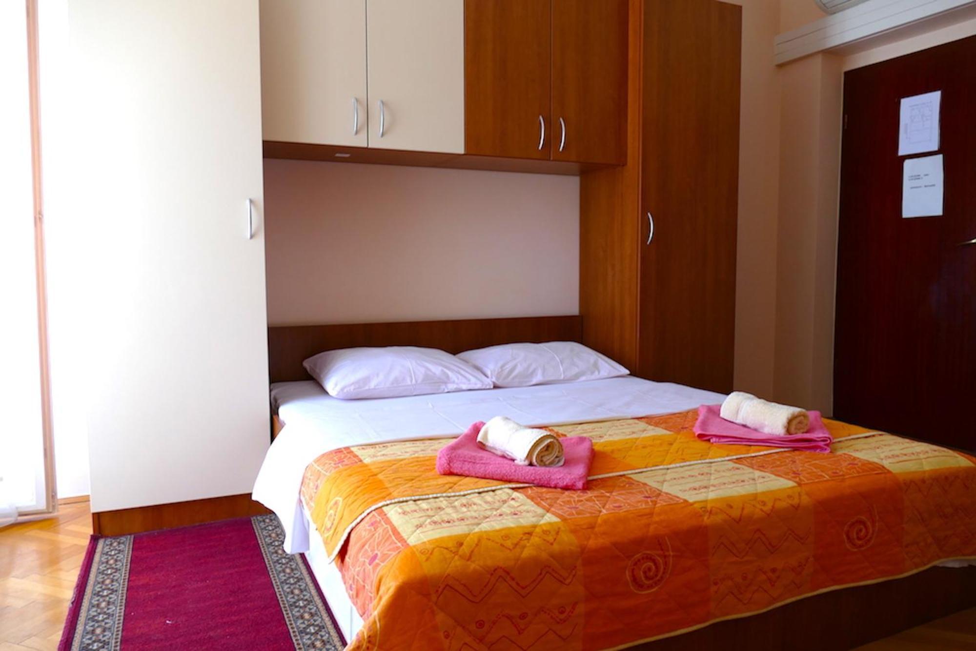 B&B Garni Toni Supetarska Draga Ruang foto