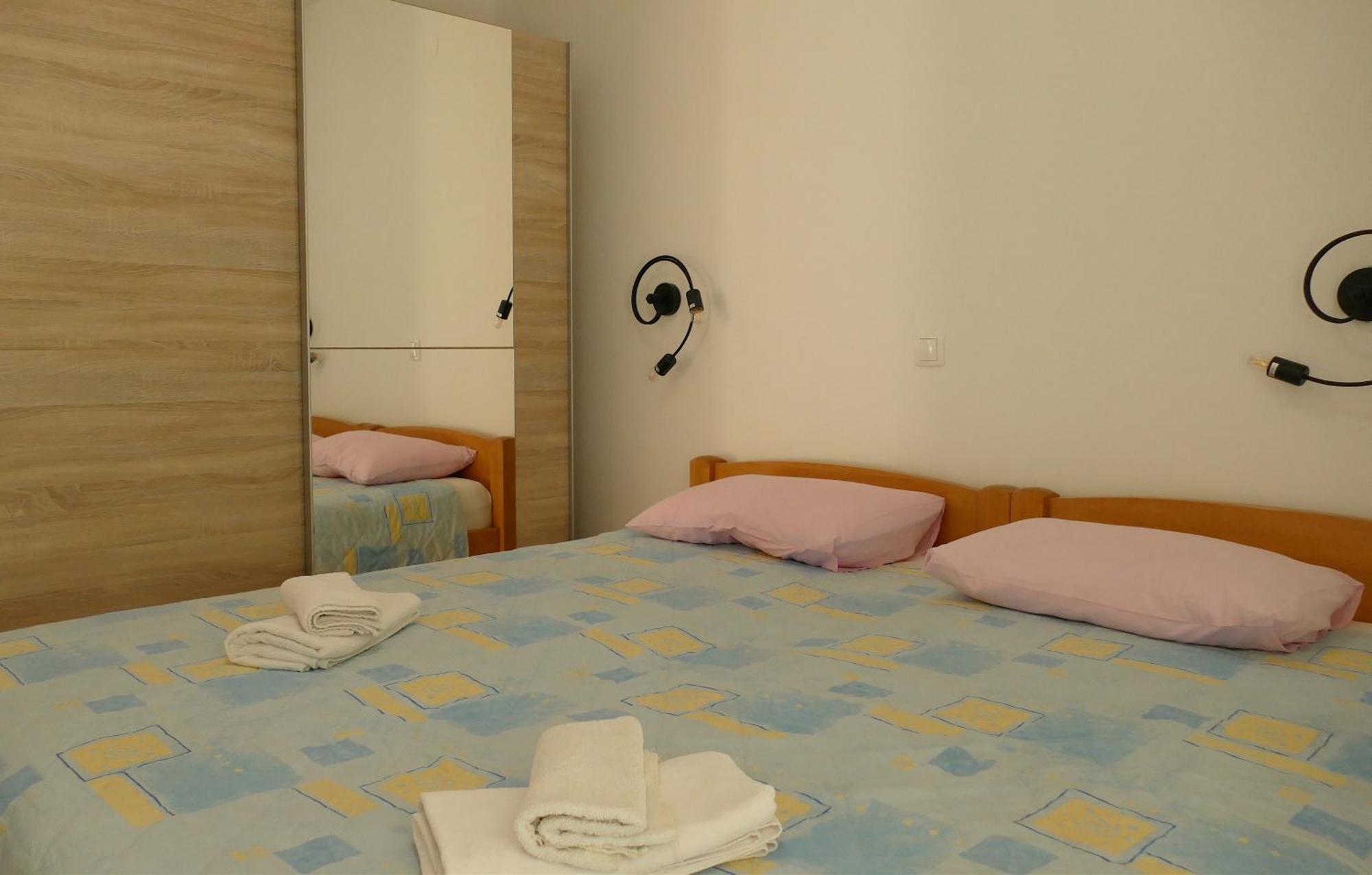 B&B Garni Toni Supetarska Draga Ruang foto