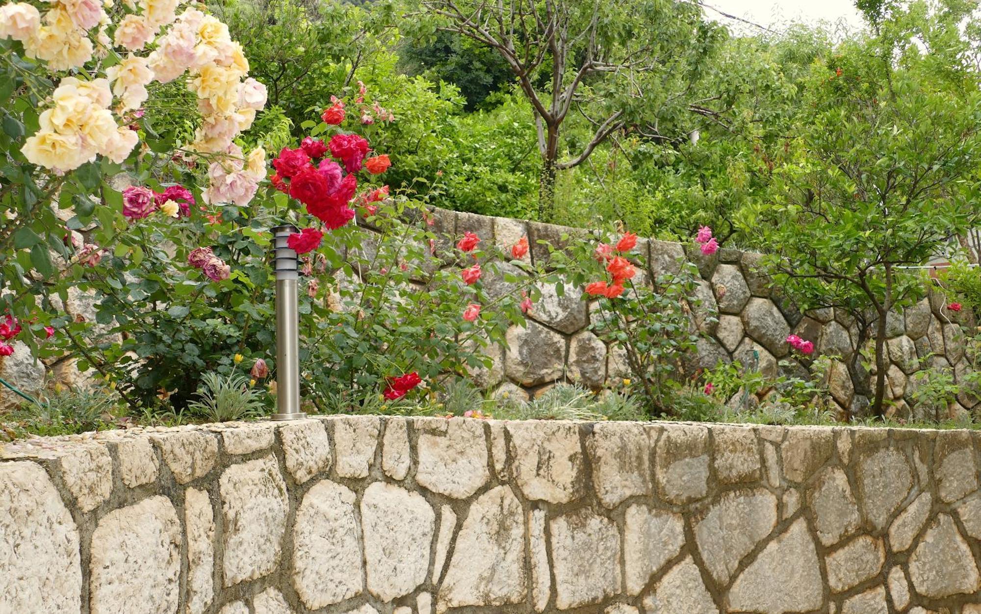B&B Garni Toni Supetarska Draga Ruang foto