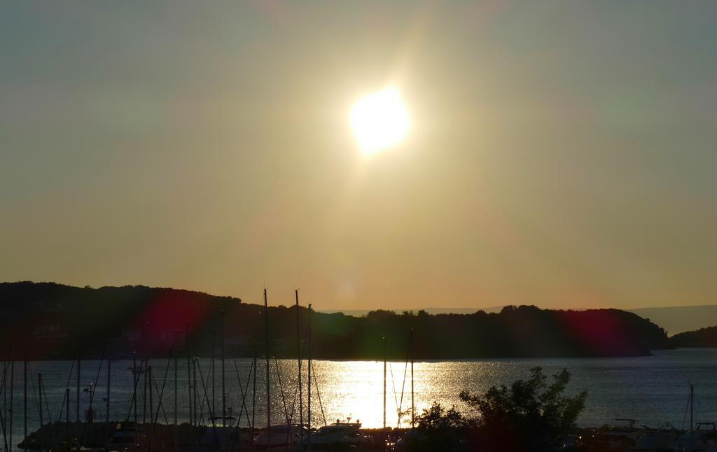 B&B Garni Toni Supetarska Draga Bagian luar foto