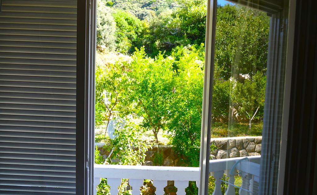 B&B Garni Toni Supetarska Draga Ruang foto
